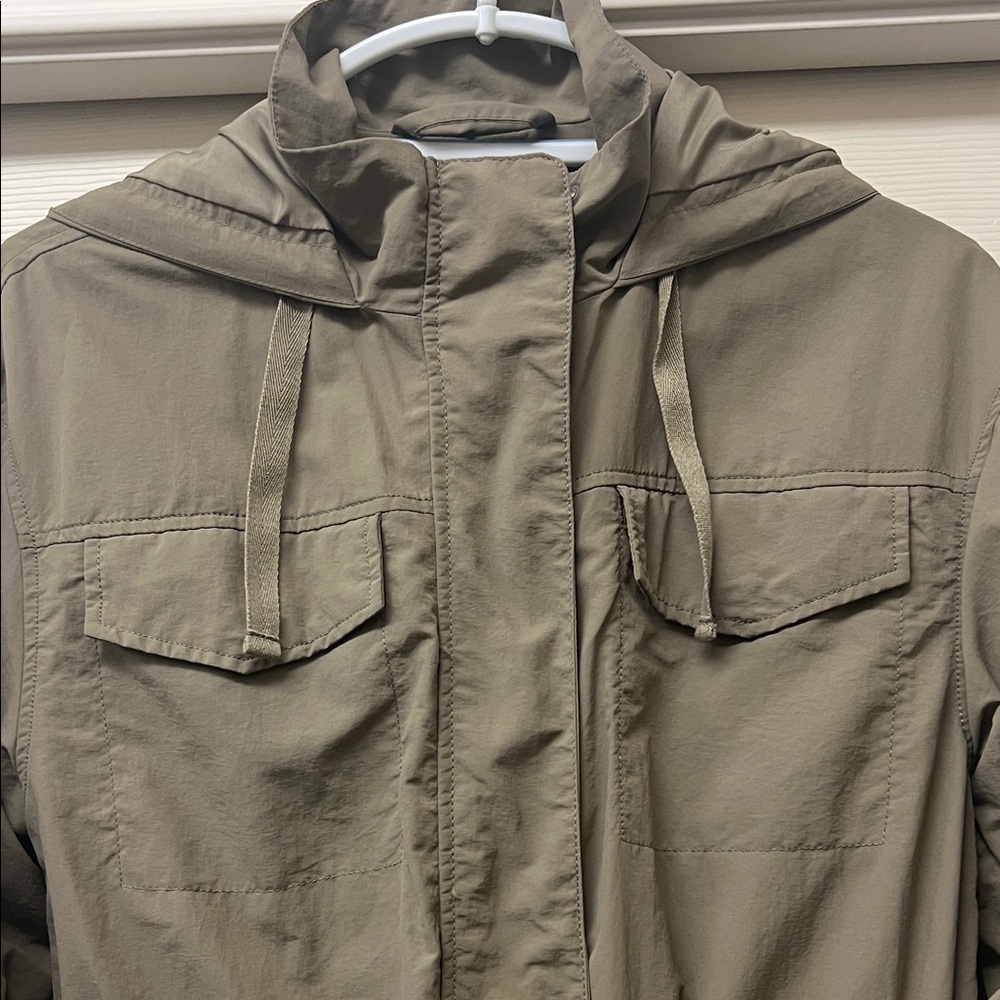 Universal Thread Waterproof Utility Hooded Jacket… - image 2